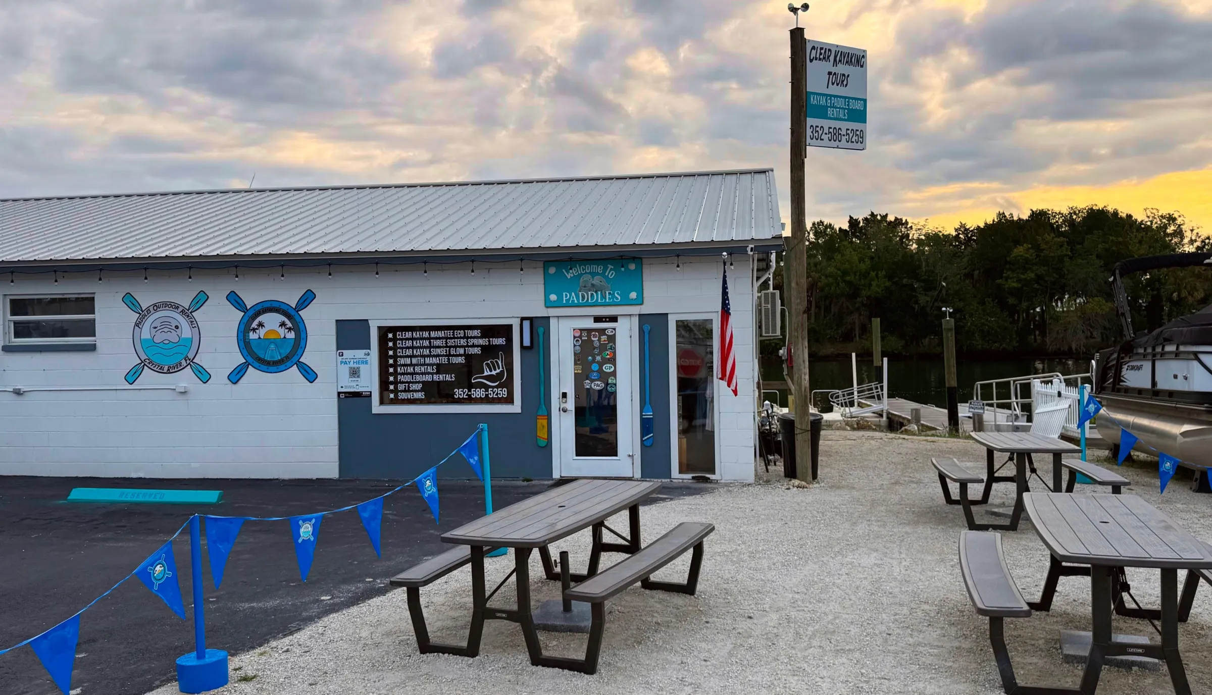 Paddles Outdoor Rentals