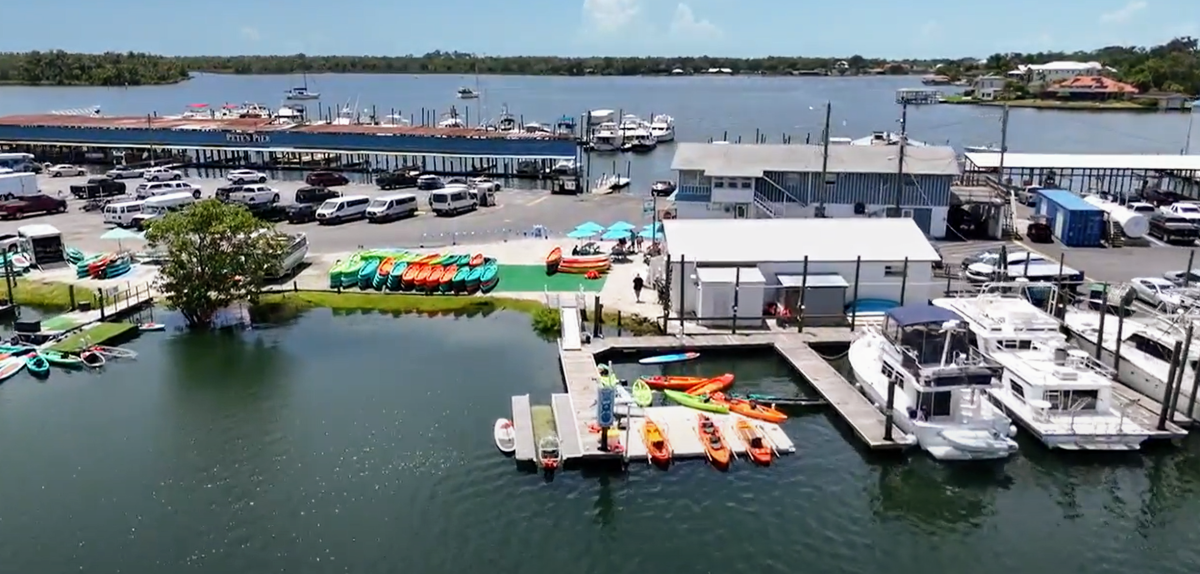 Paddles Outdoor Rentals kayak launch area in Crystal River, Florida